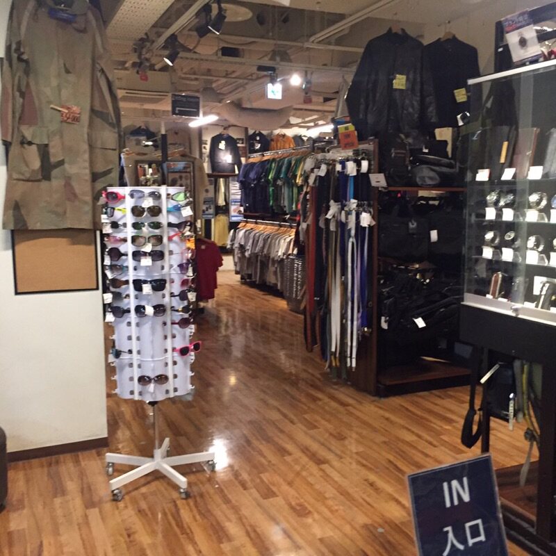 UE Club中古店