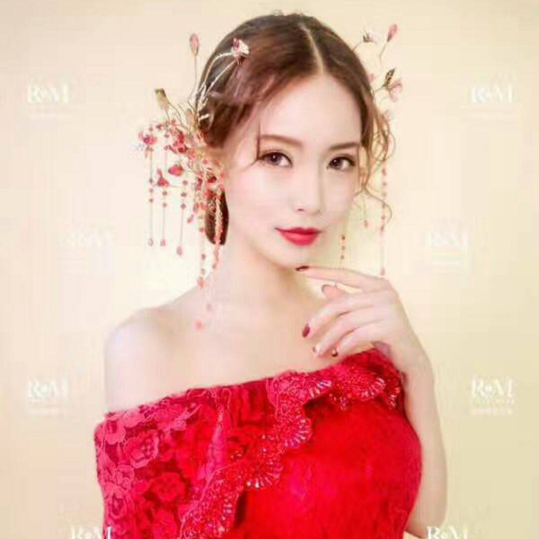 文静婚饰