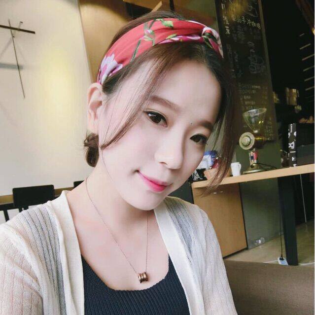 鹏新佳服装工厂店