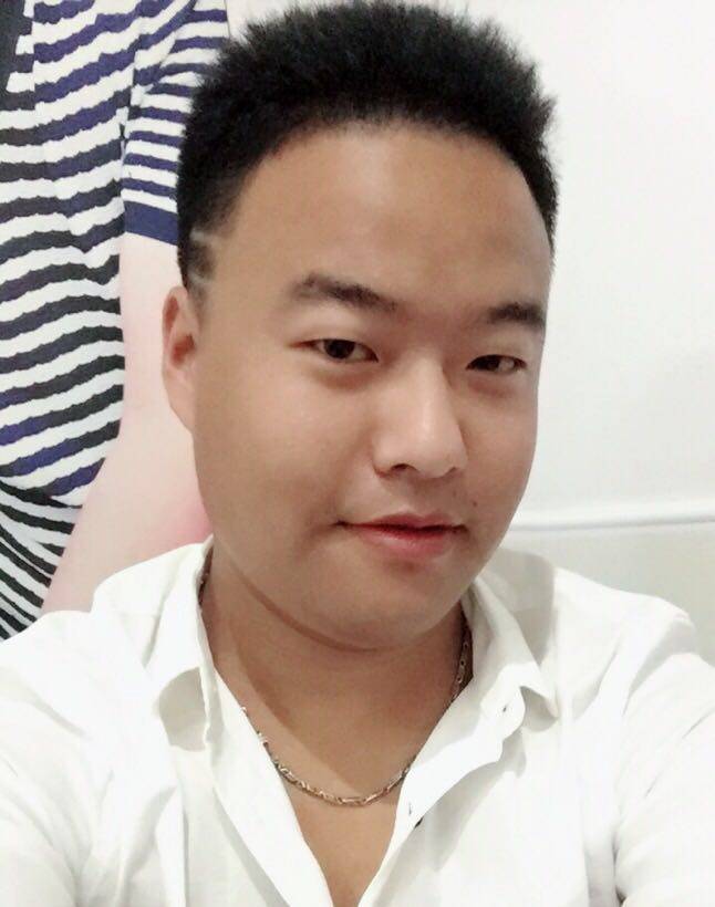 丫丫 百变衣童