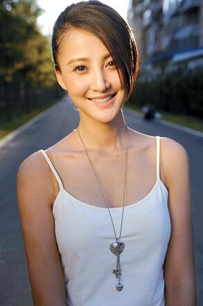 非凡服饰批发商城
