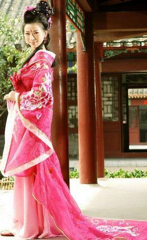 唐苑古装主题服饰