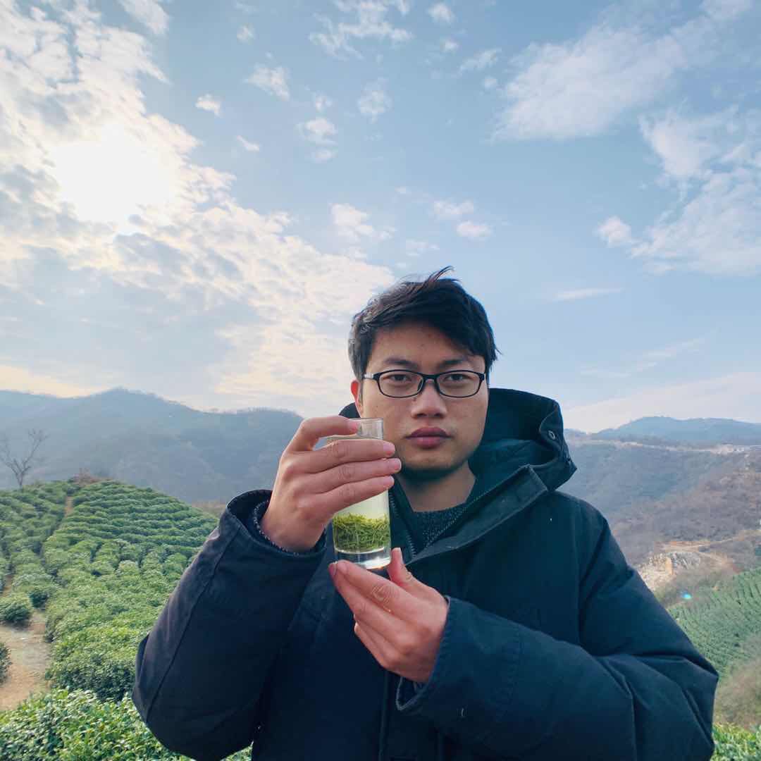 茶农小曾