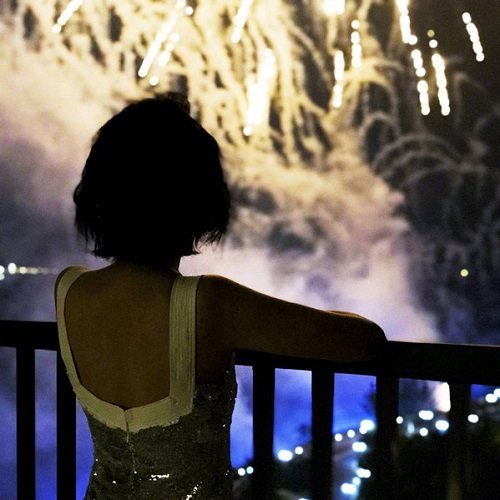 思黛米亮片女装