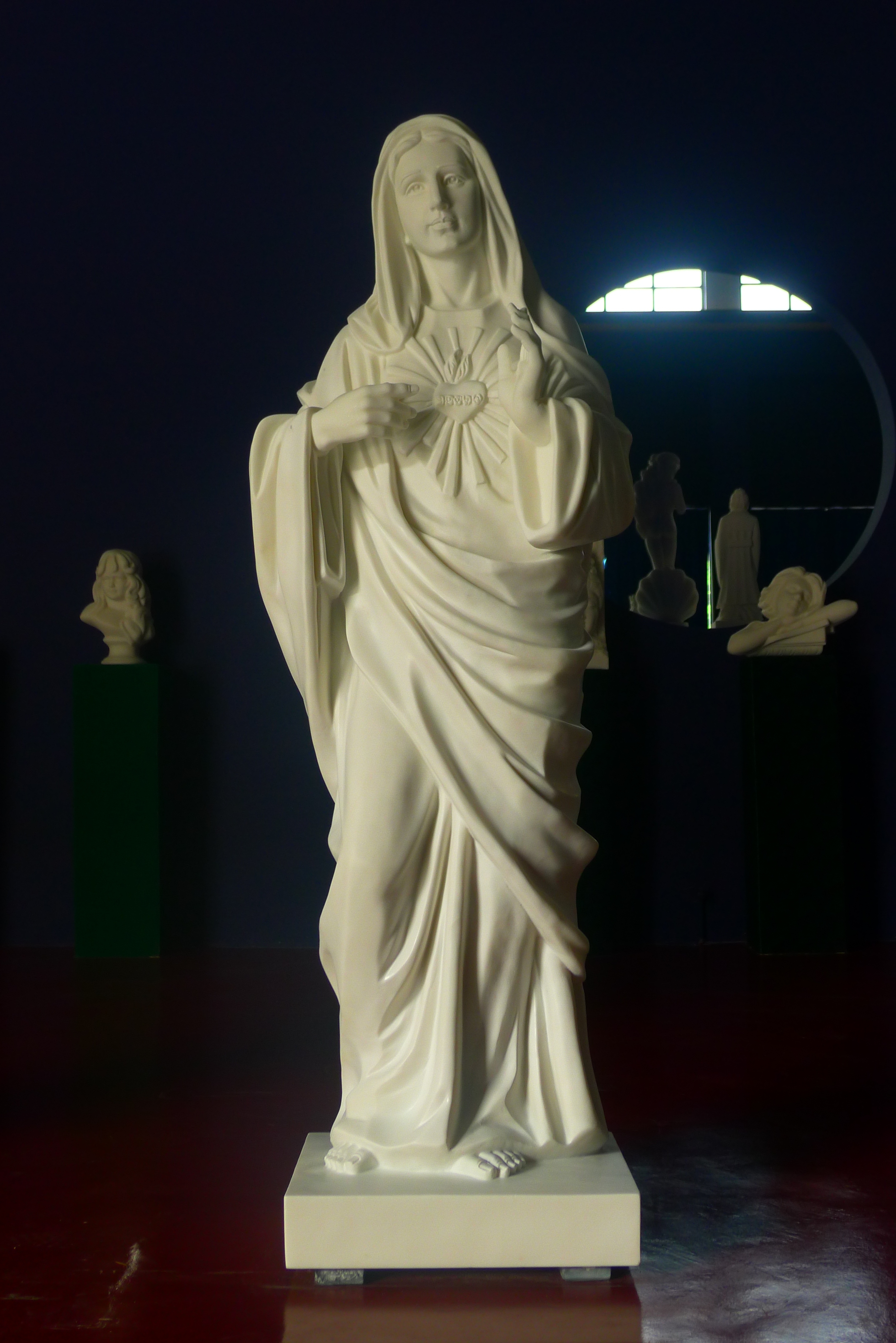 圣母玛利亚圣心像图片