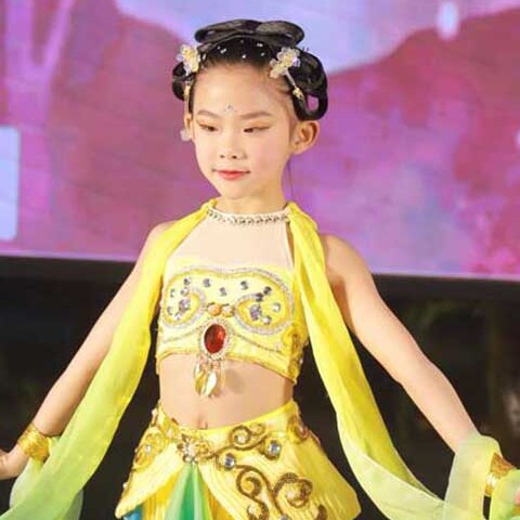 儿童民族舞蹈服装