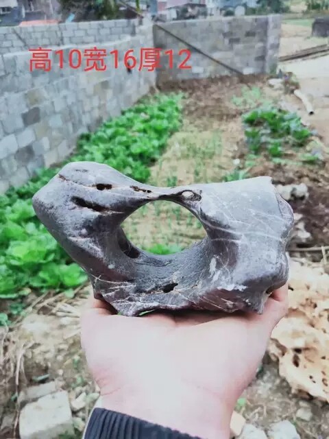 广西山里人石坊