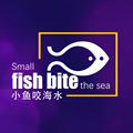 小鱼咬海水
