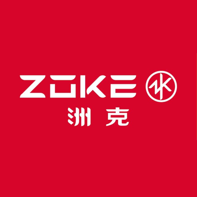 竞速少年游泳装备店