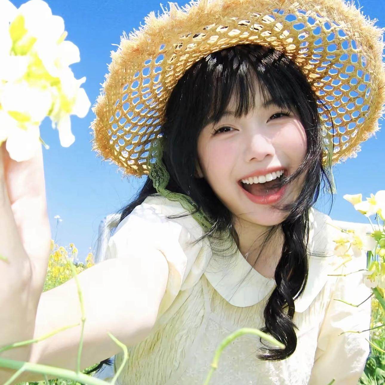草莓高端定制女装