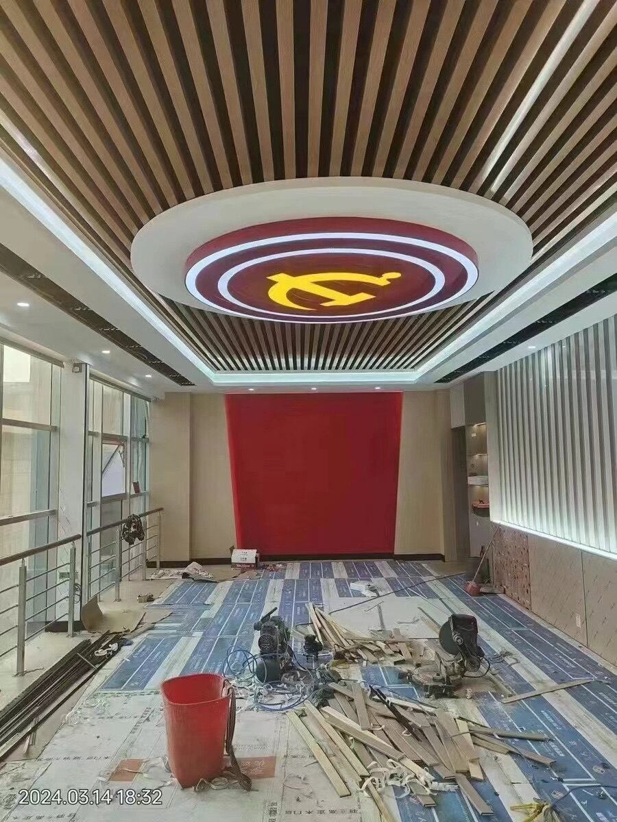 邹区党旗灯具定制工厂店