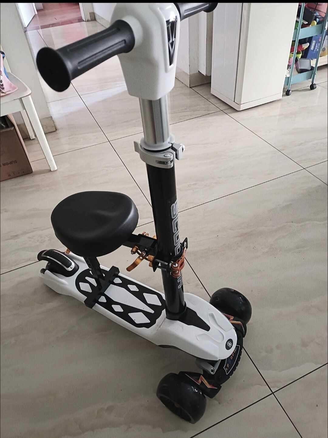 纯脚滑的成人三轮滑板车每辆车我亲自调好发