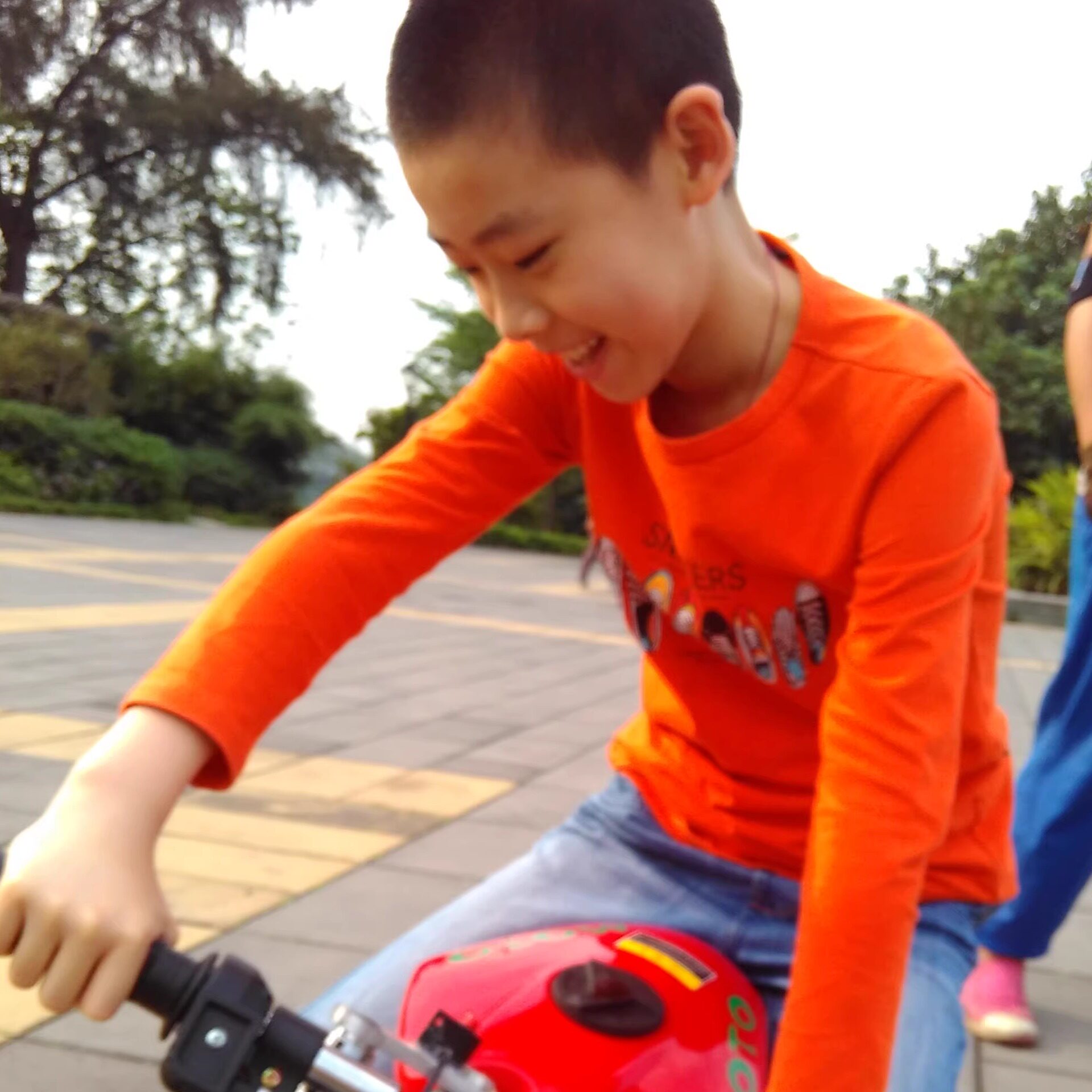 高考加油驿站提供高考数据志愿填报服务