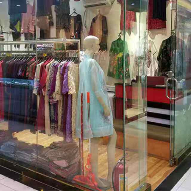 爱莎女装工厂