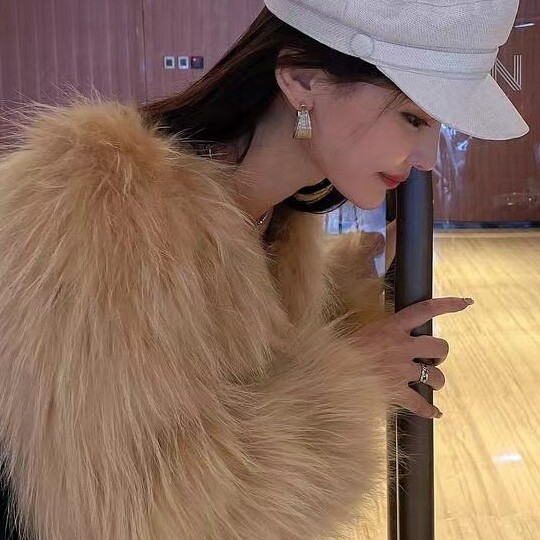 静宝儿服饰