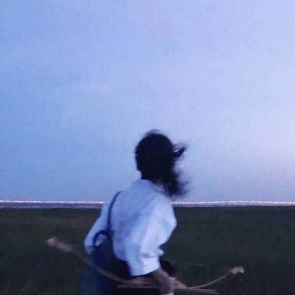 山居海色