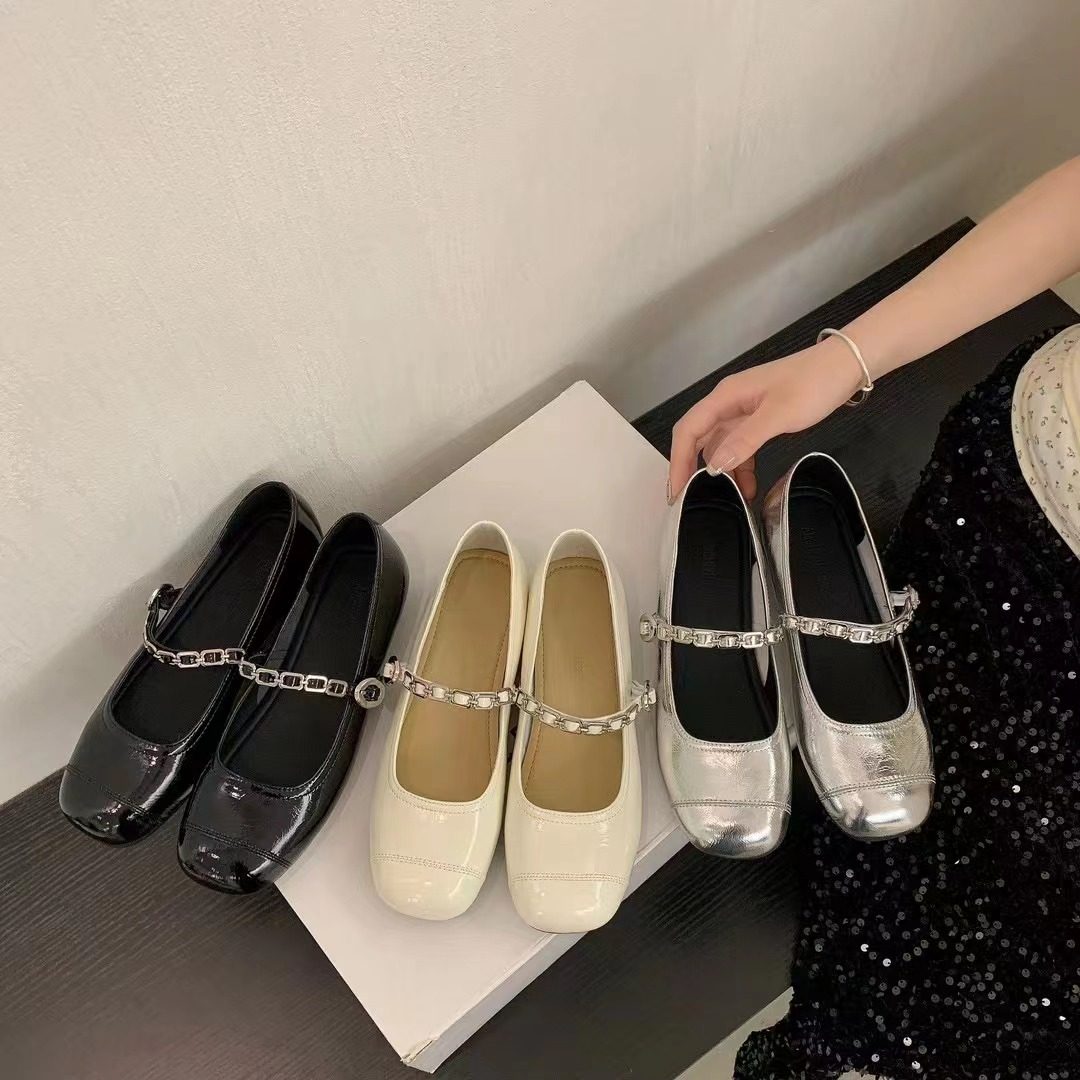 SHOEBOX鞋柜工厂特价店
