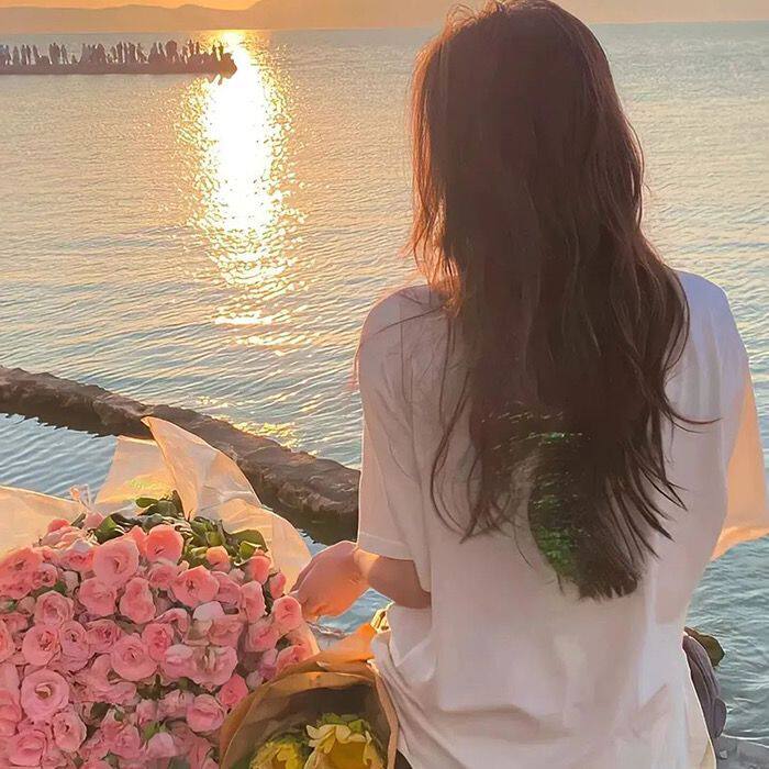 默默守护在你身后