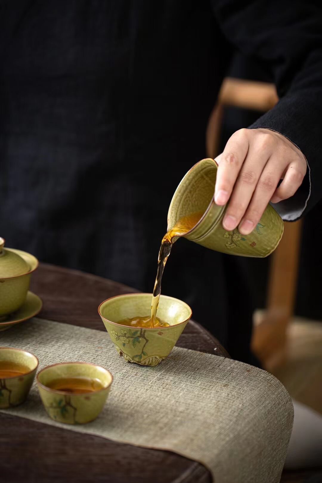胶己人茶具甄选 店铺LOGO