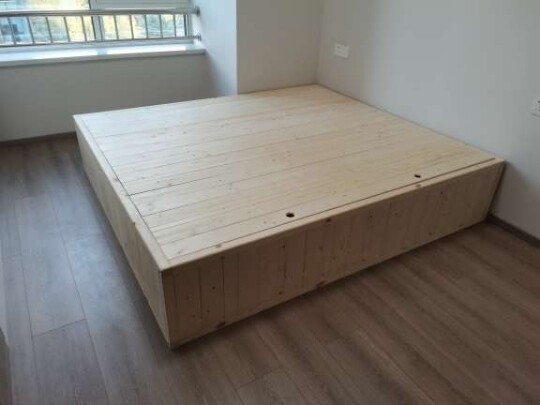 涵涵实木家具店