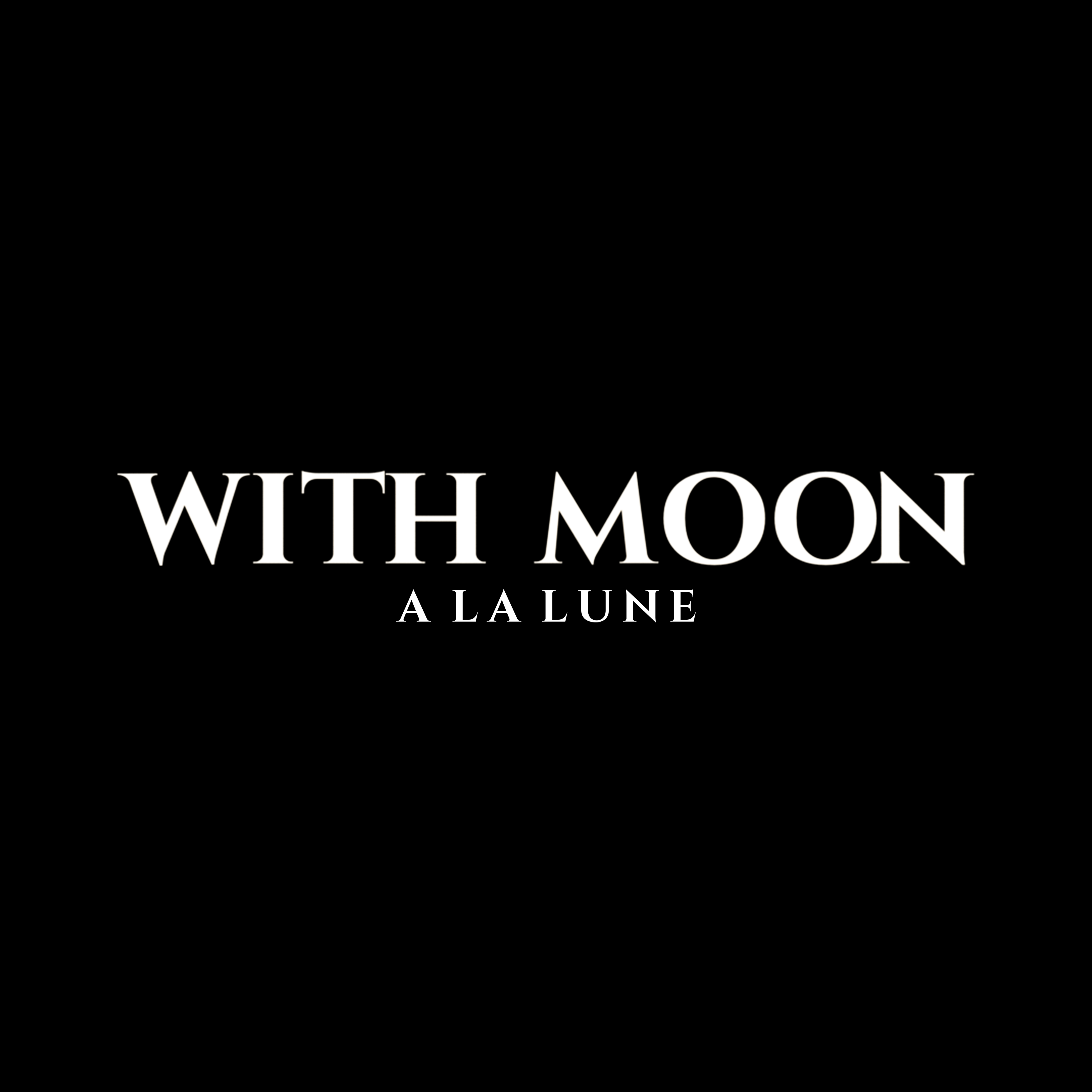 With Moon与月 店铺LOGO