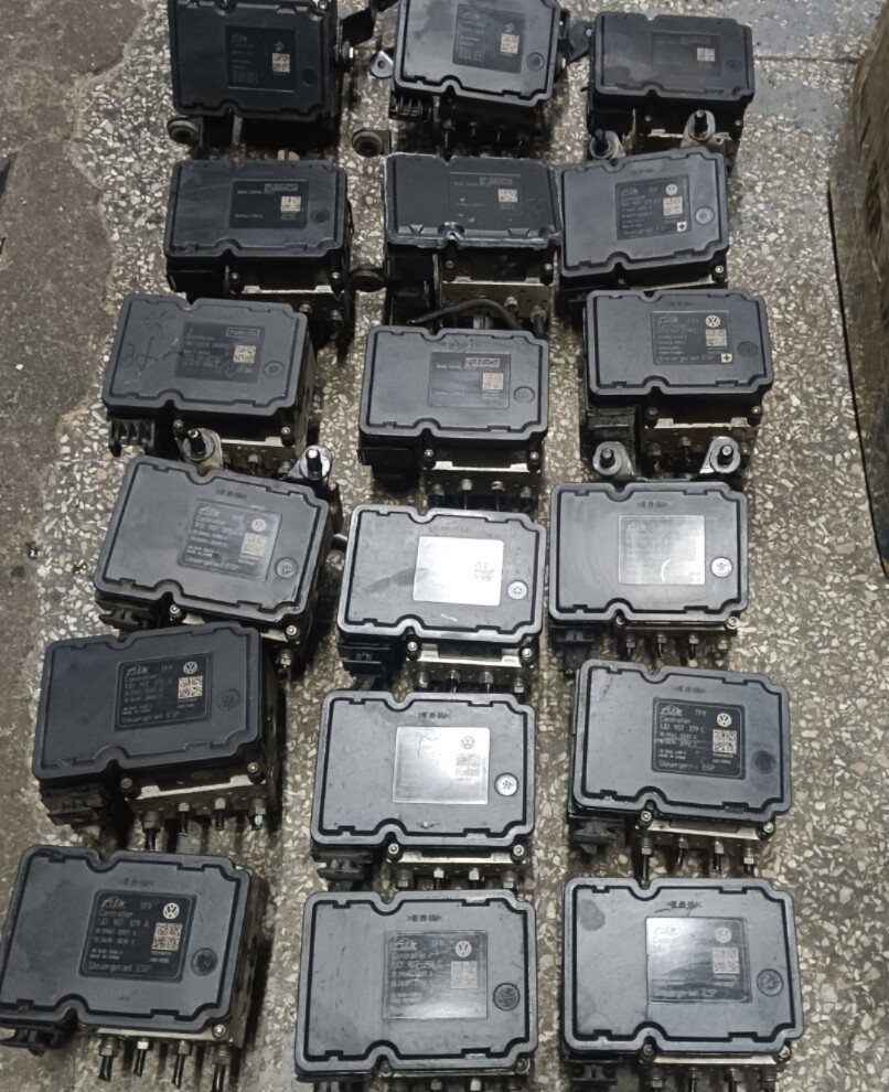 新永腾汽配商行 店铺LOGO