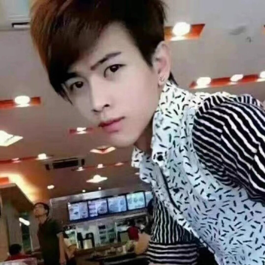 studio  葡萄爸