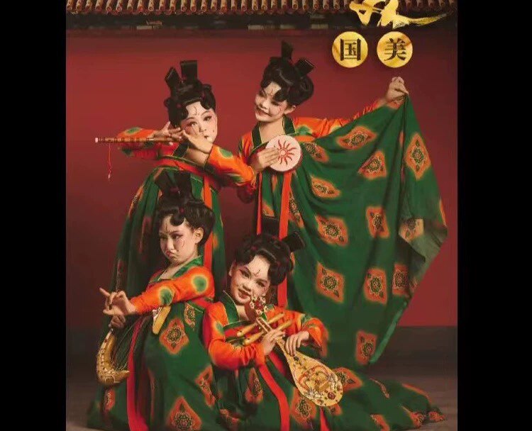 小红帽演出服饰