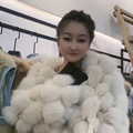 刘美人设计师皮草