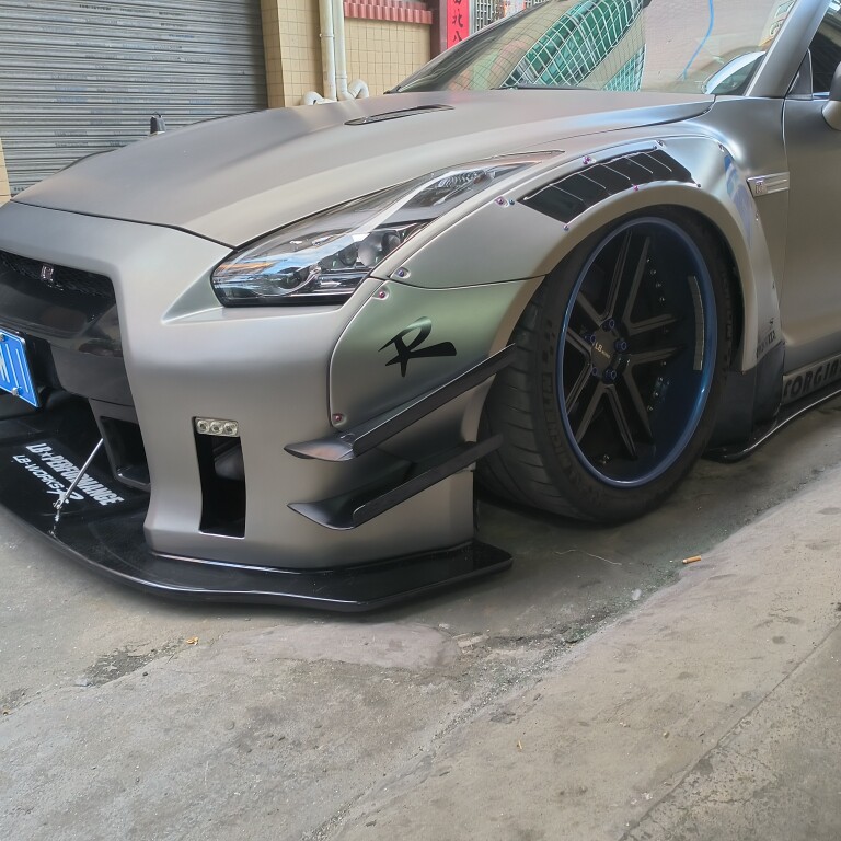 新锐志车饰品