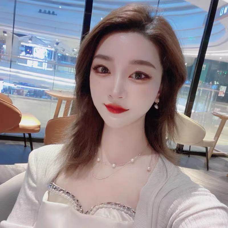 慧慧来自星星女装店