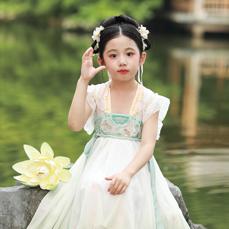 董氏汉服