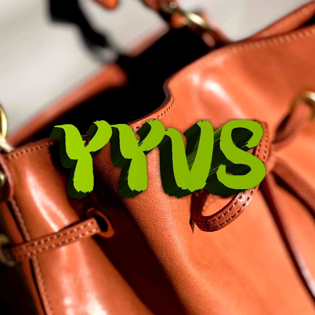YYVS真皮时尚包包店 店铺LOGO