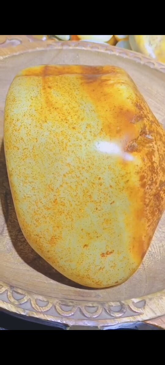 阿大西卖和田玉