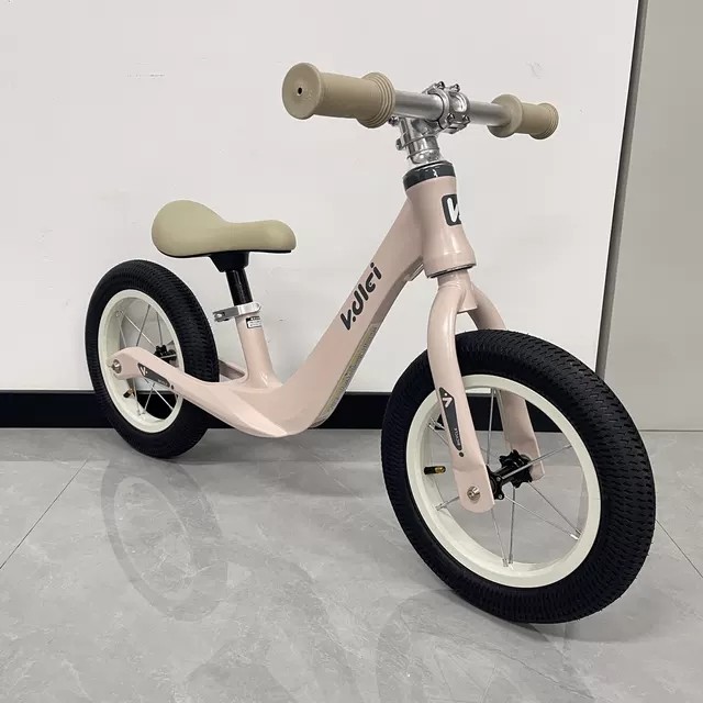 儿童自行车平衡车滑板车婴儿推车溜娃车 店铺LOGO
