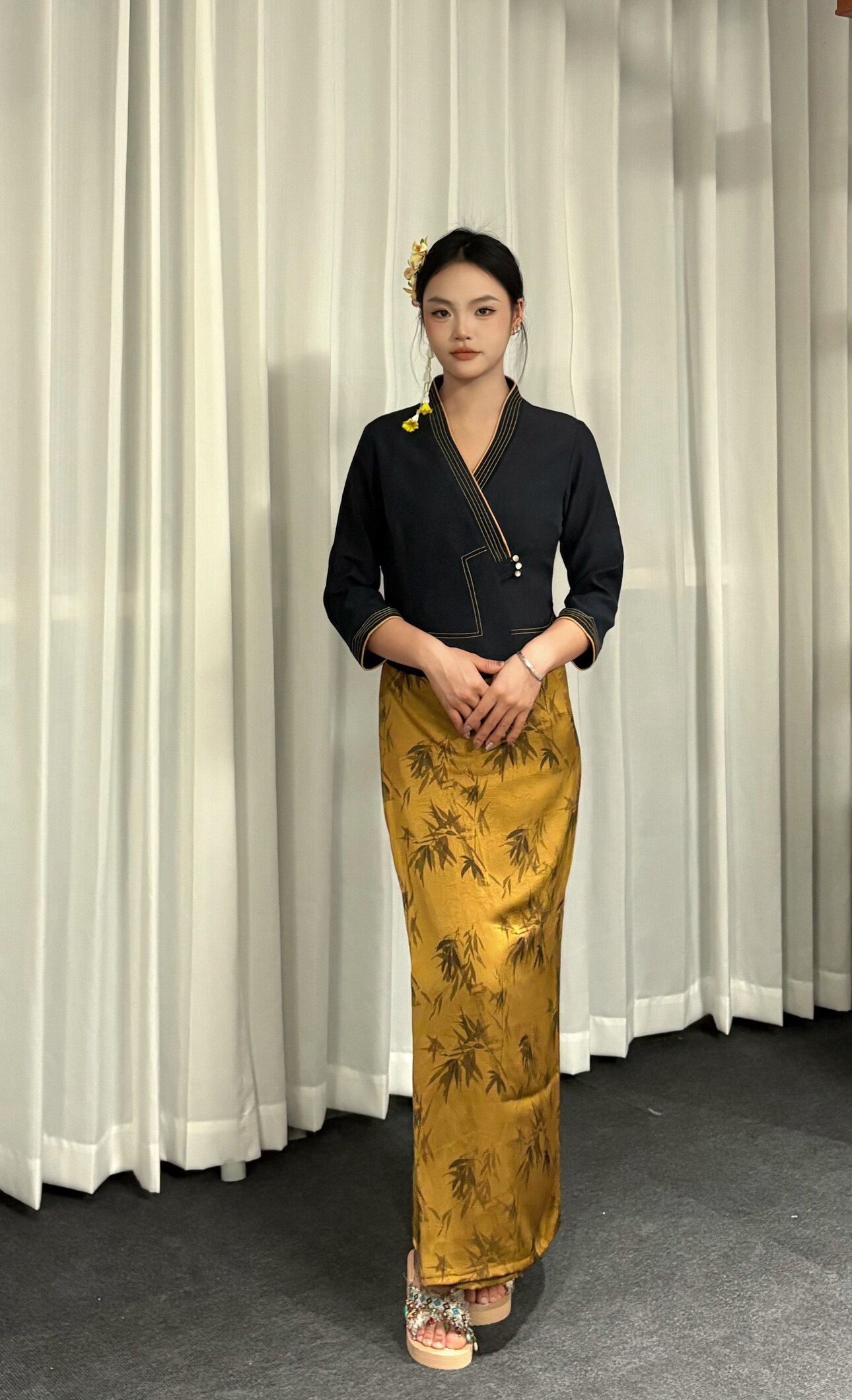 傣吖民族服装批发
