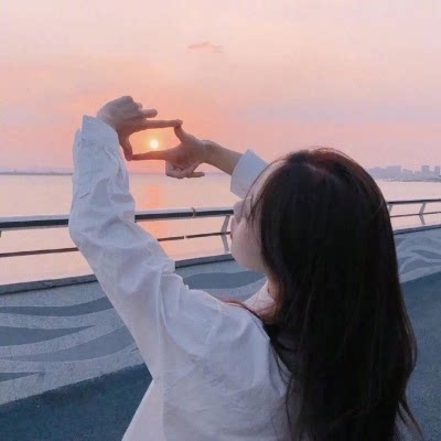 小鱼节庆用品