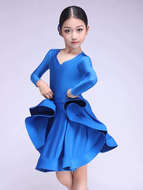 正正演出服饰