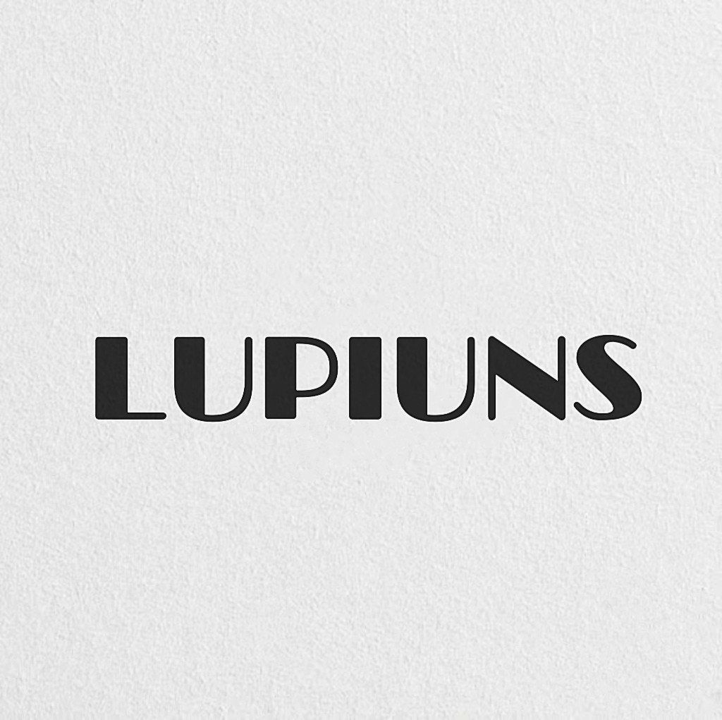 Lupiuns原创泳衣