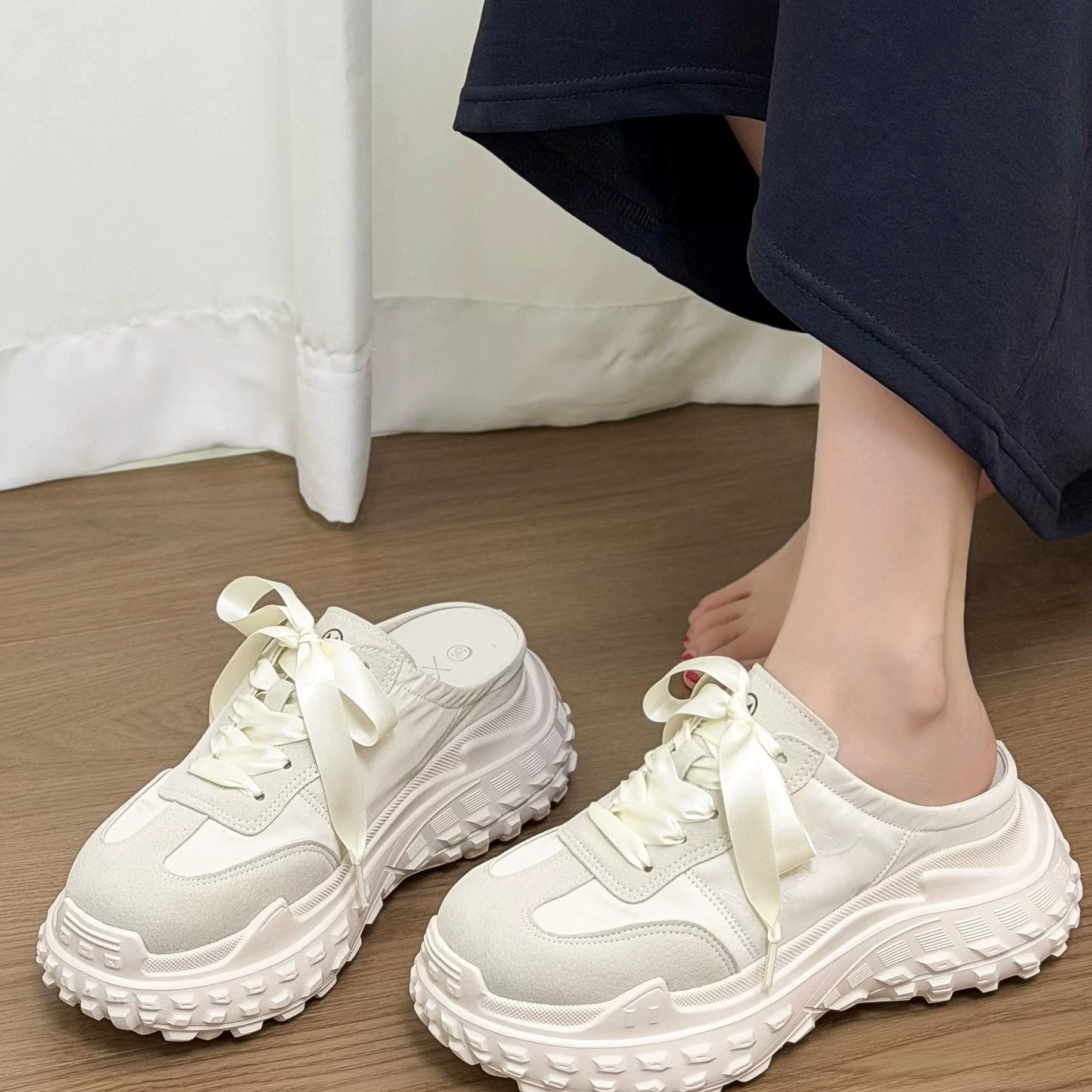 芬兰的小铁匠真皮鞋坊
